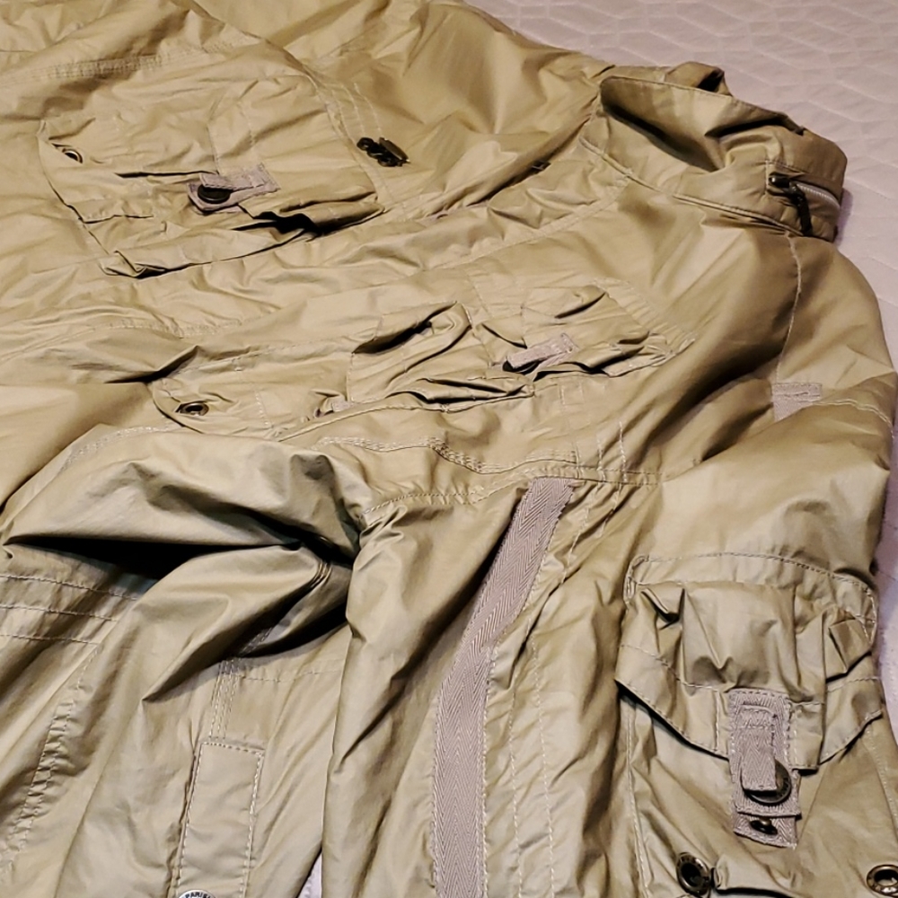 Jacket - Picture 2 of 4